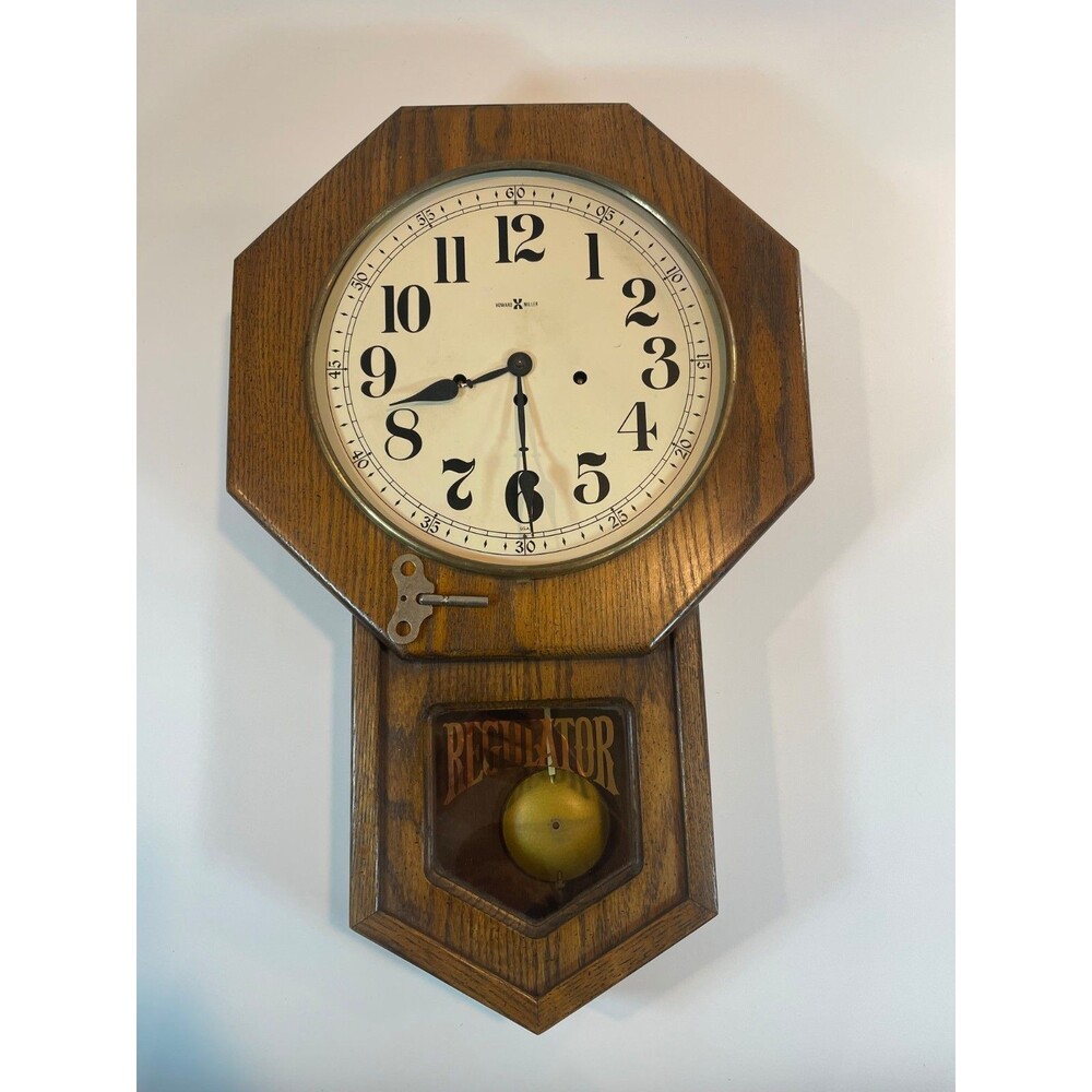 Howard Miller Regulator Wall Clock Chimes Mechanical Key 612-533 Honey Oak Works